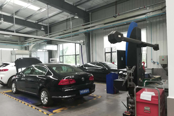 貴州航空工業(yè)技師學(xué)院專業(yè)設(shè)置與就業(yè)前景解析 電腦軟件設(shè)計(jì)與開(kāi)發(fā)方向